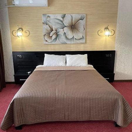 Hotel Merry Club Maliye Khutora Екстериор снимка