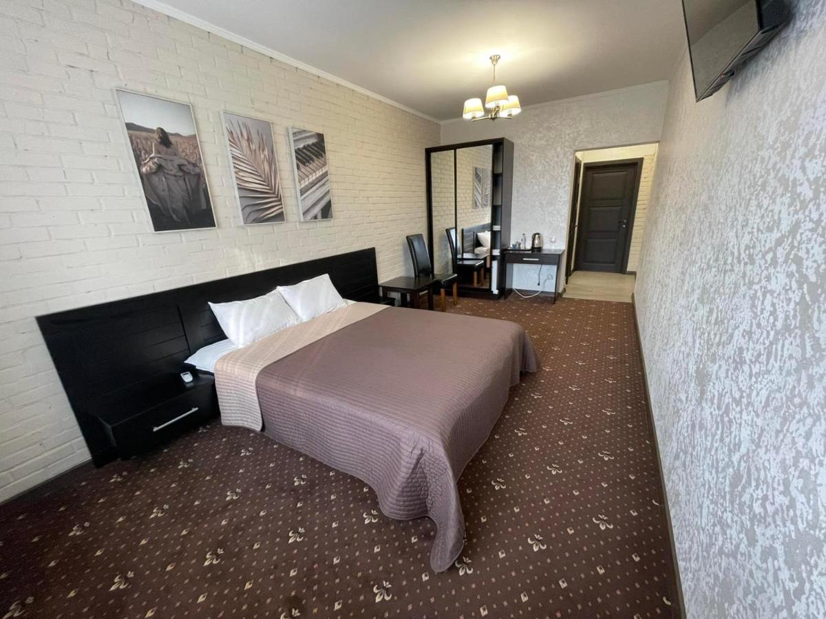 Hotel Merry Club Maliye Khutora Екстериор снимка