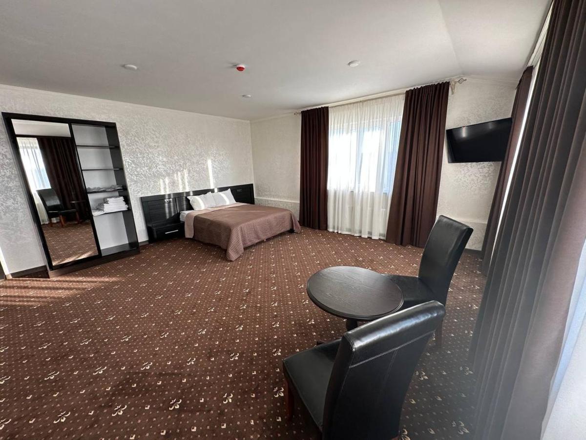 Hotel Merry Club Maliye Khutora Екстериор снимка