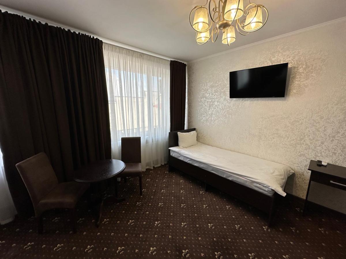 Hotel Merry Club Maliye Khutora Екстериор снимка